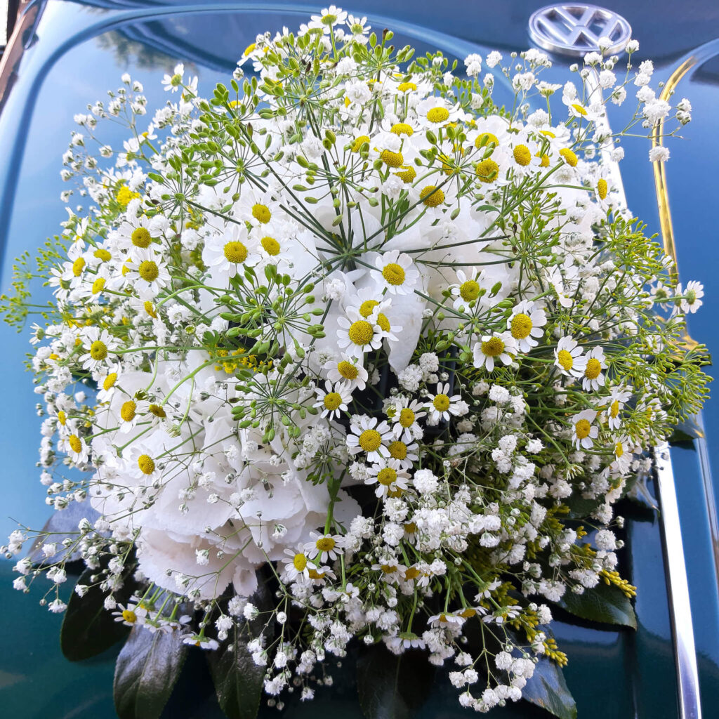 Floristik Hochzeit Auto